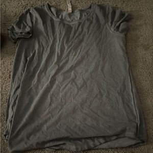 Lululemon Tshirt